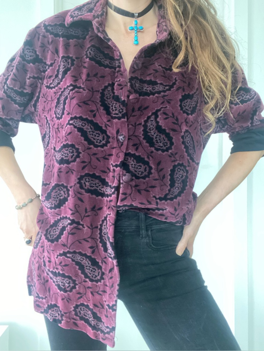 Vintage 80’s/90’s velour velveteen soft cozy black-plum Paisley Button-Up M-L